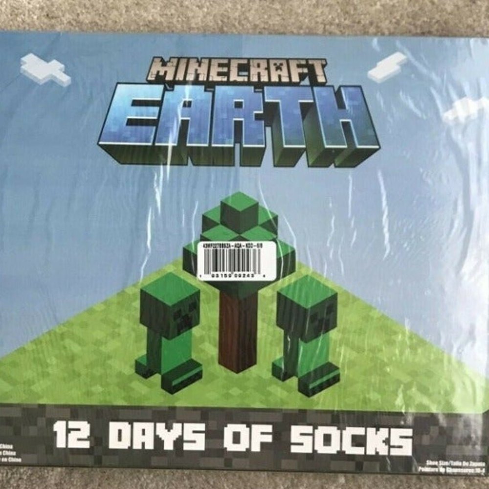 MINECRAFT Unisex 12 DAYS OF SOCKS 6-8.5 Christmas Countdown Advent Calendar